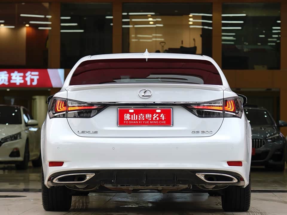 Lexus GS