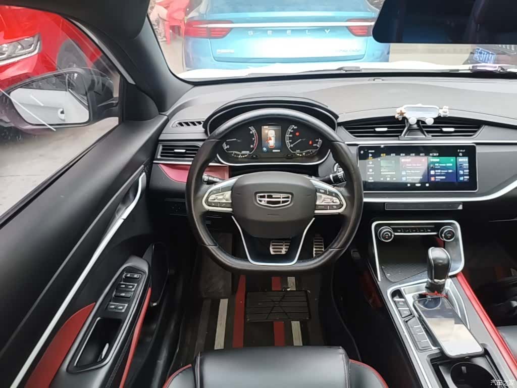 Geely Binray, 2022 11