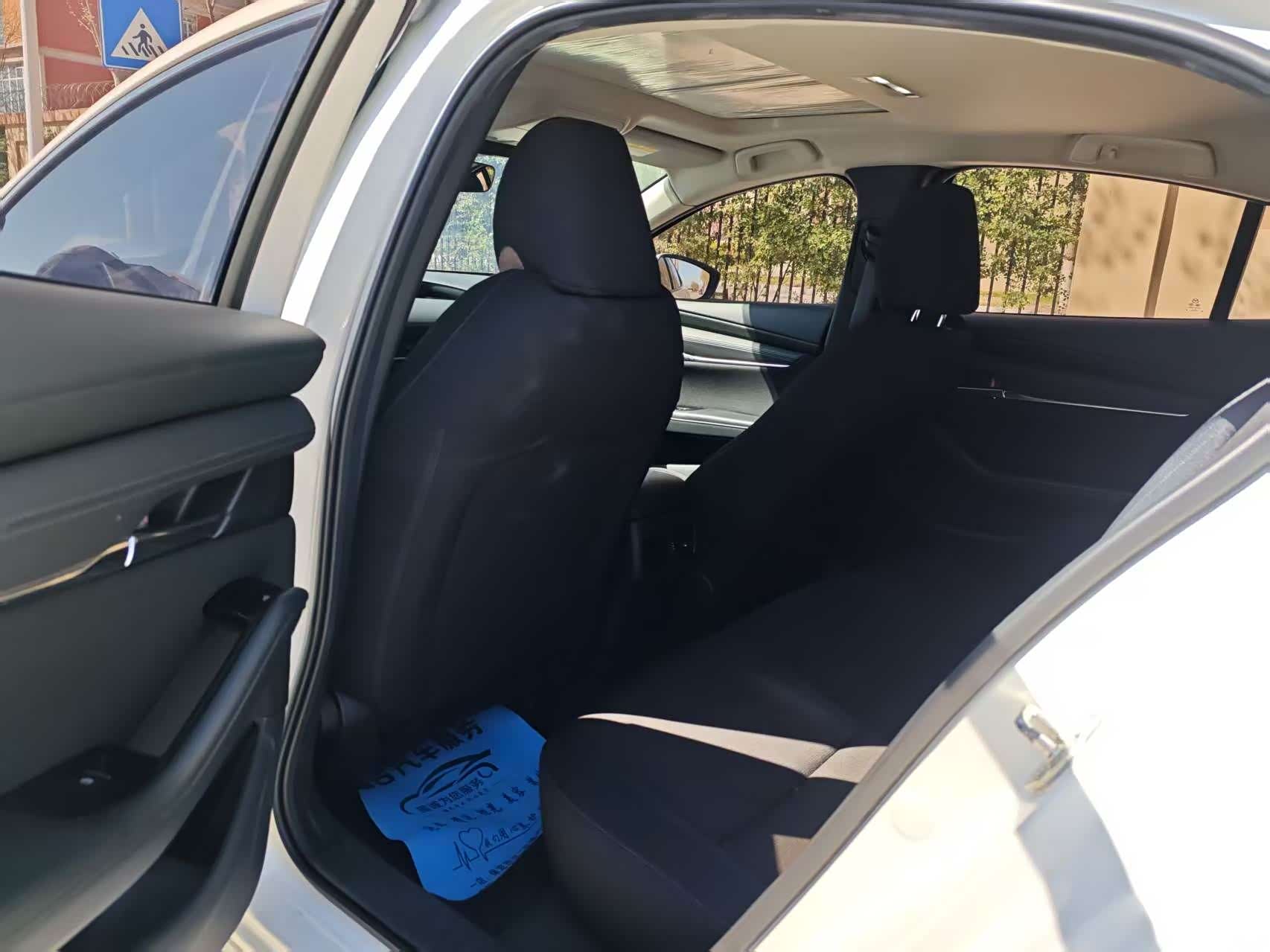 Mazda Mazda3, 2022 4