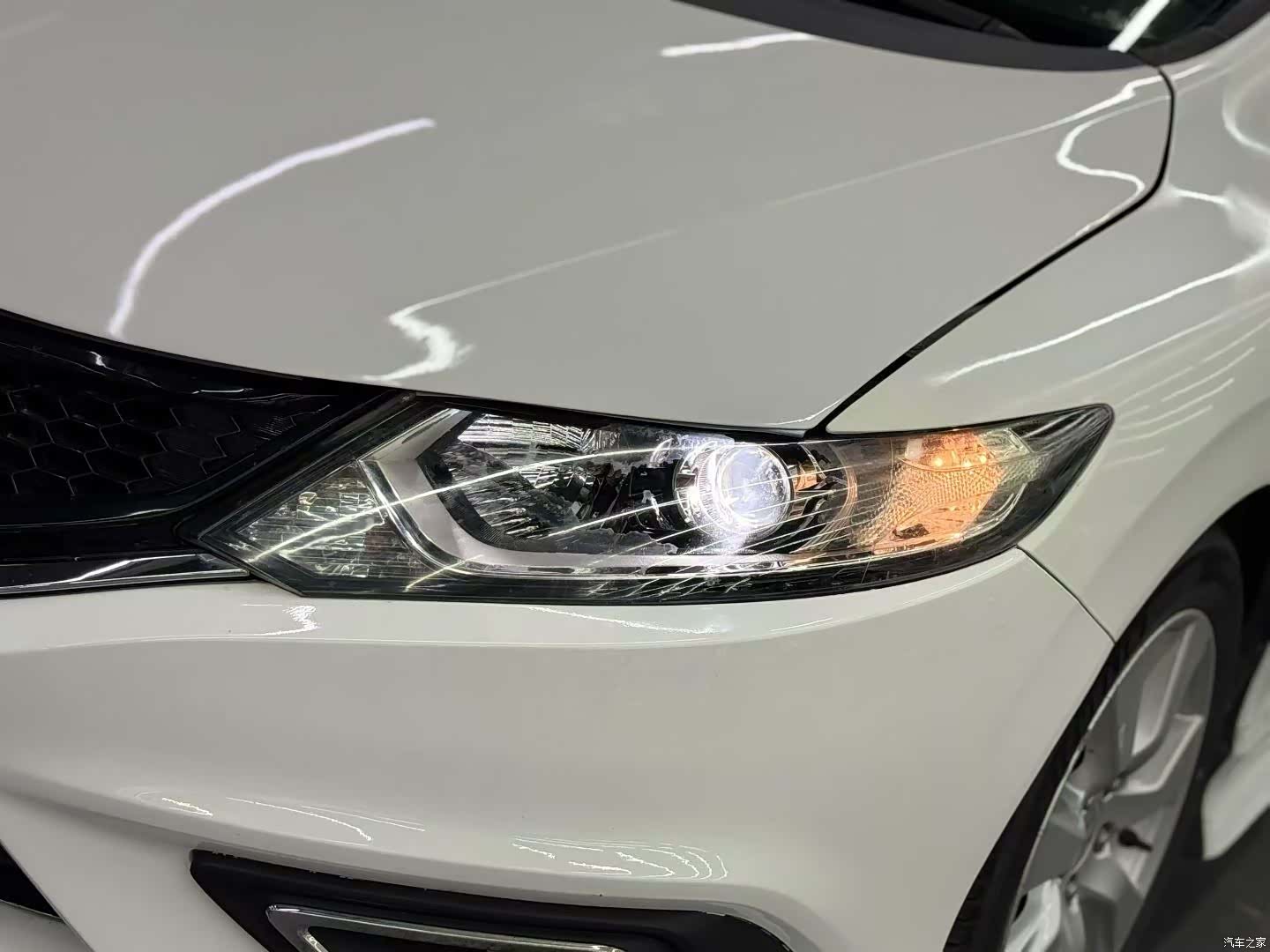 Honda Jade, 2015 7