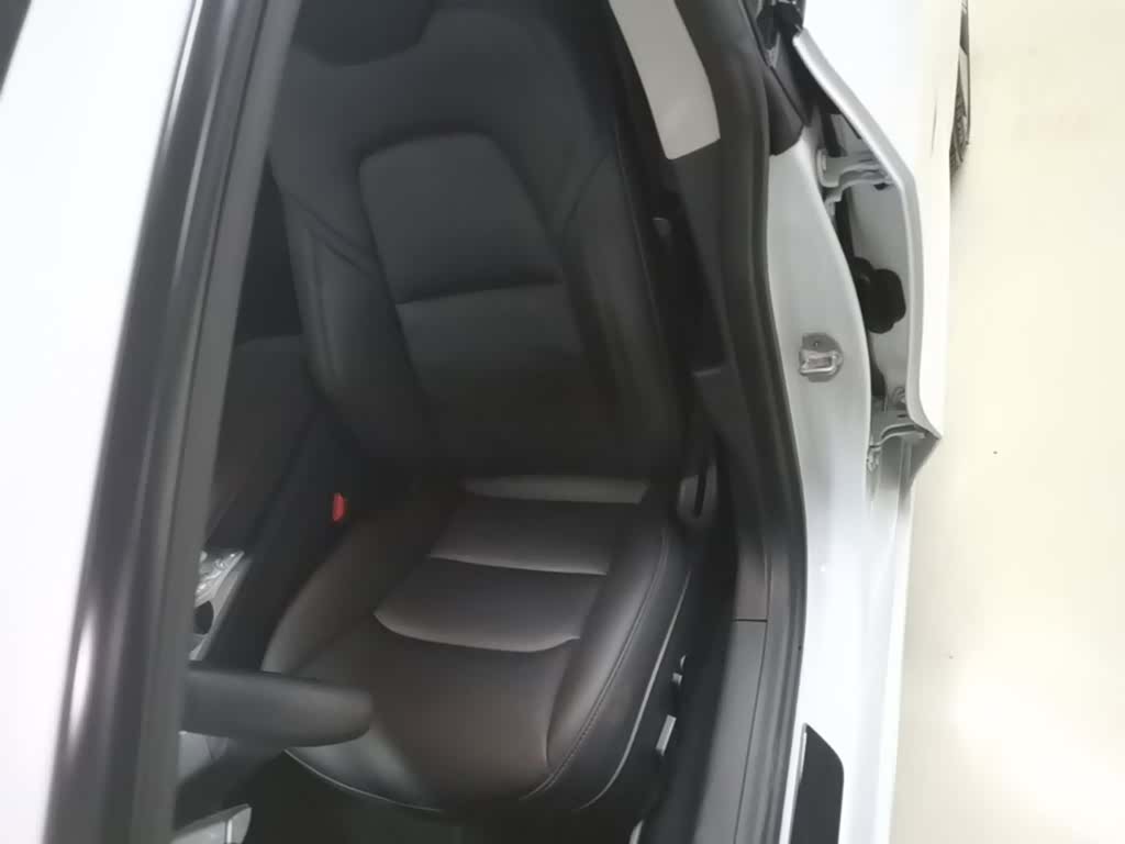 Tesla Model 3, 2021 15
