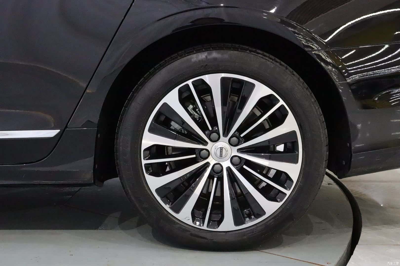 Volvo S90, 2024 21