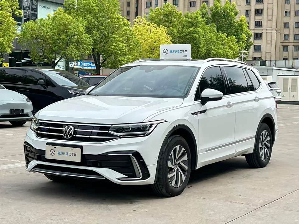 Volkswagen Tiguan L