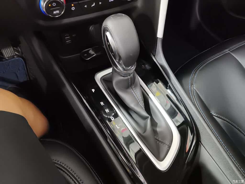 Buick Encore, 2020 14
