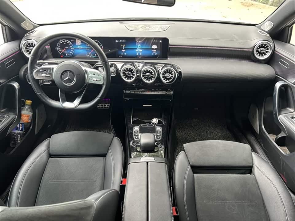 Mercedes-Benz Class A Mercedes-Benz Class A