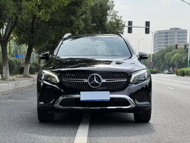 Mercedes-Benz GLC-Class 2018 — купить из Китая под заказ