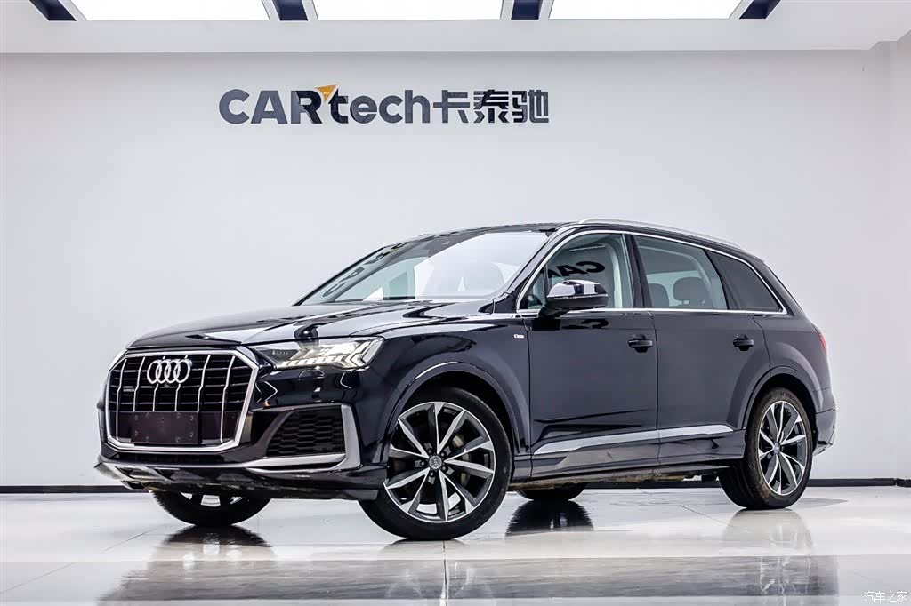 Audi Q7, 2020 1
