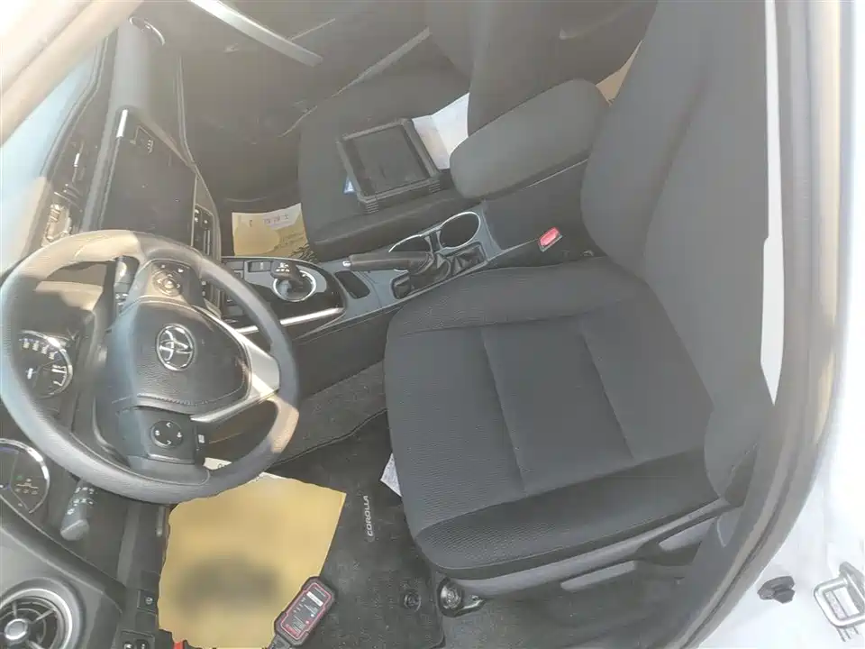 Toyota Corolla dual engine E+