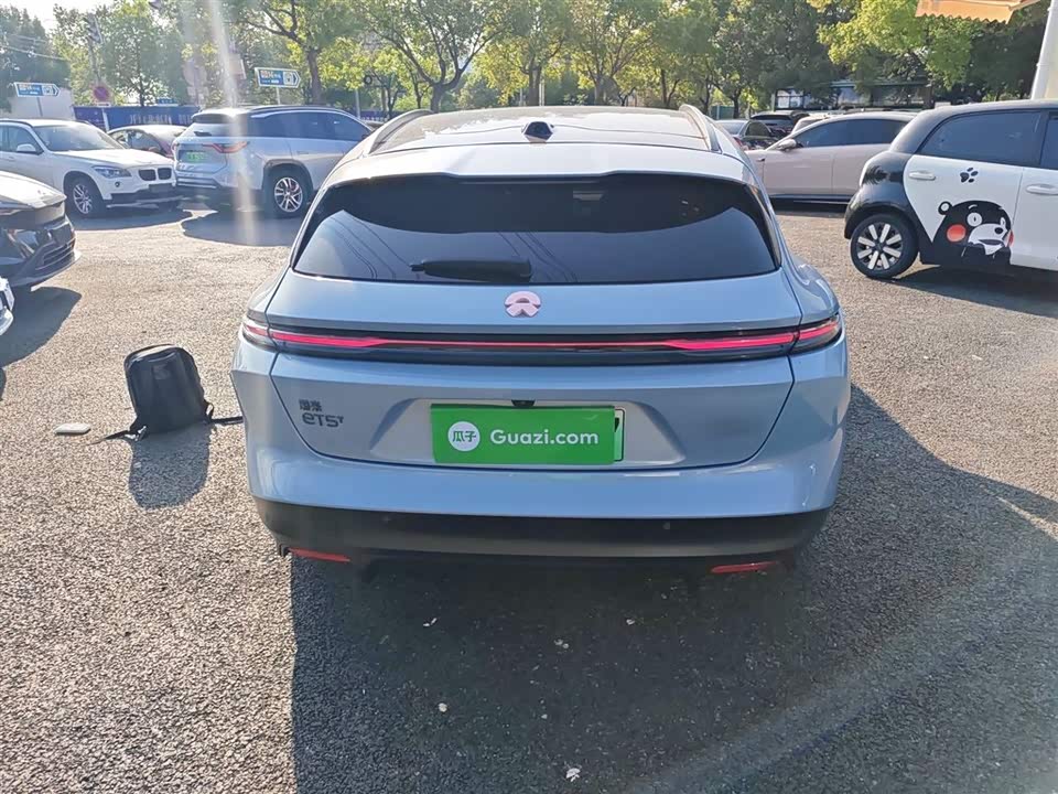 NIO ET5T