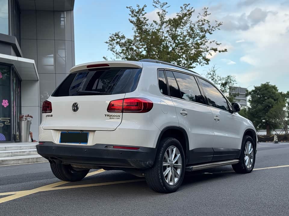 Volkswagen Tiguan