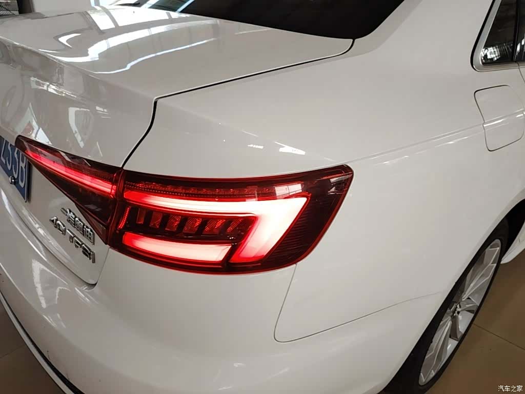 Audi A4L, 2018 8