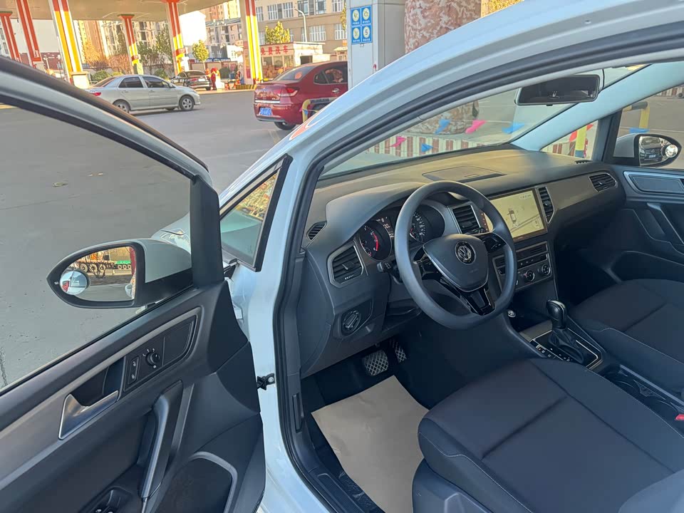 Volkswagen Golf*Jiayu