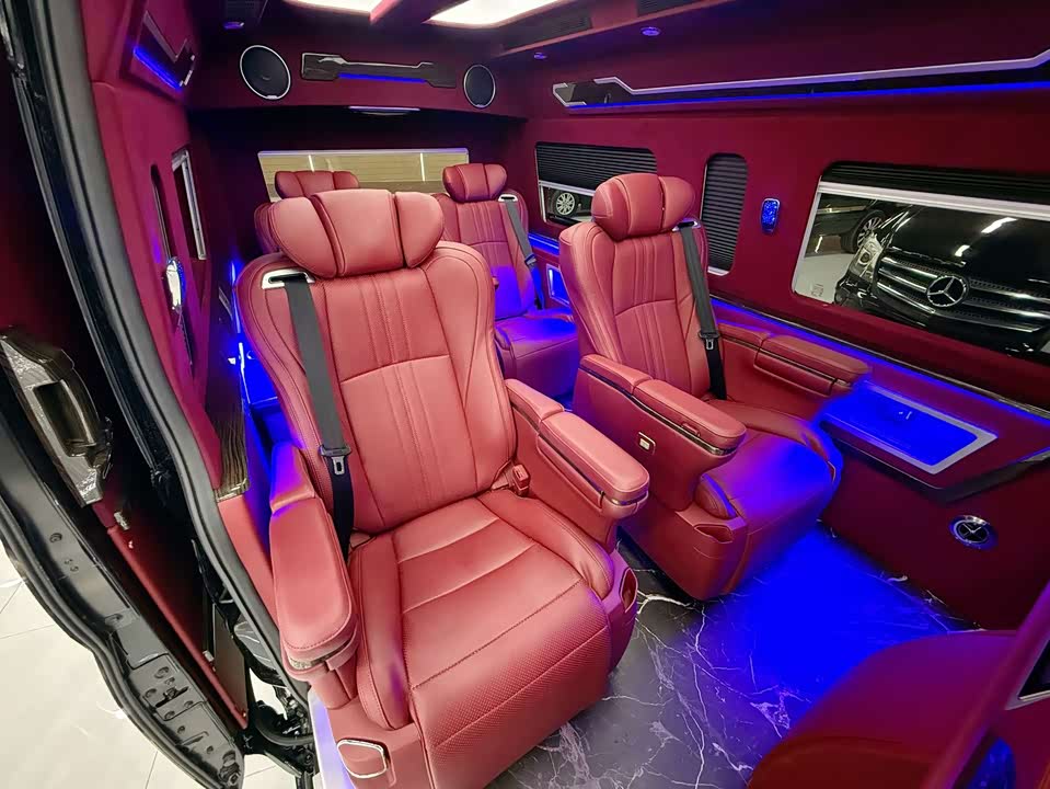 Toyota HIACE Toyota HIACE