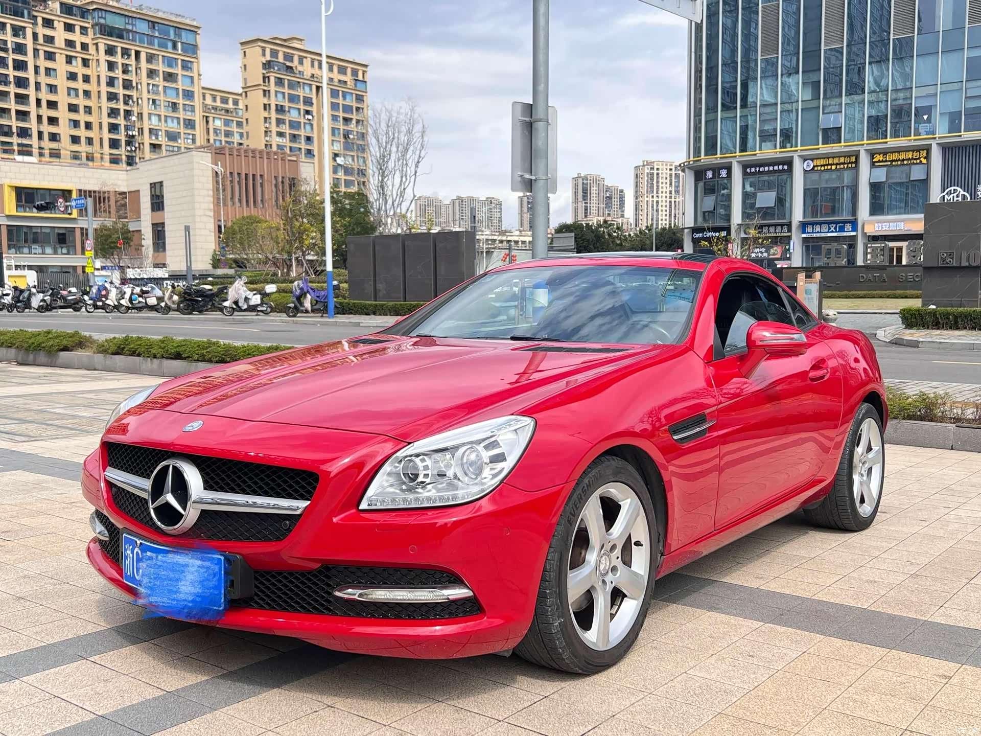 Mercedes-Benz SL, 2015 1