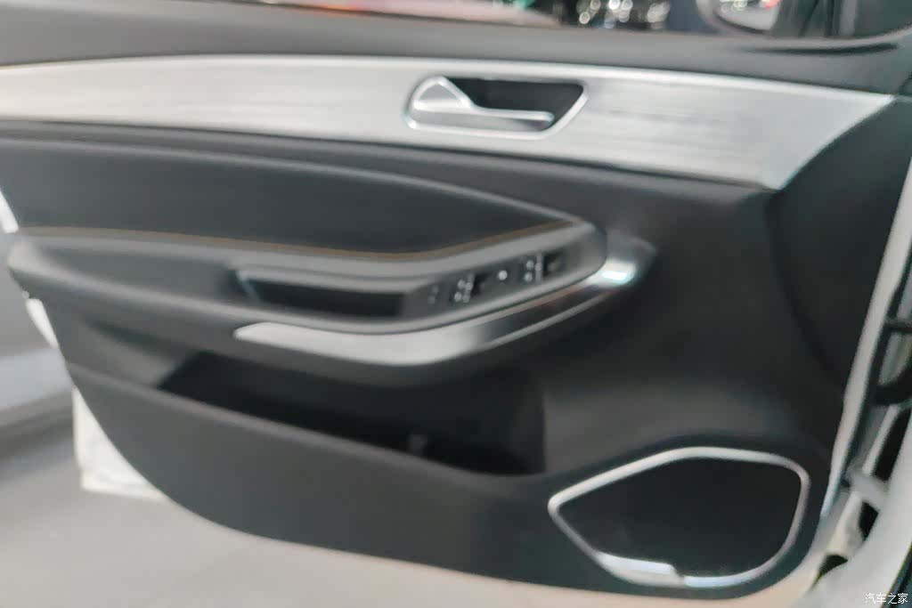 Chery 5, 2021 7