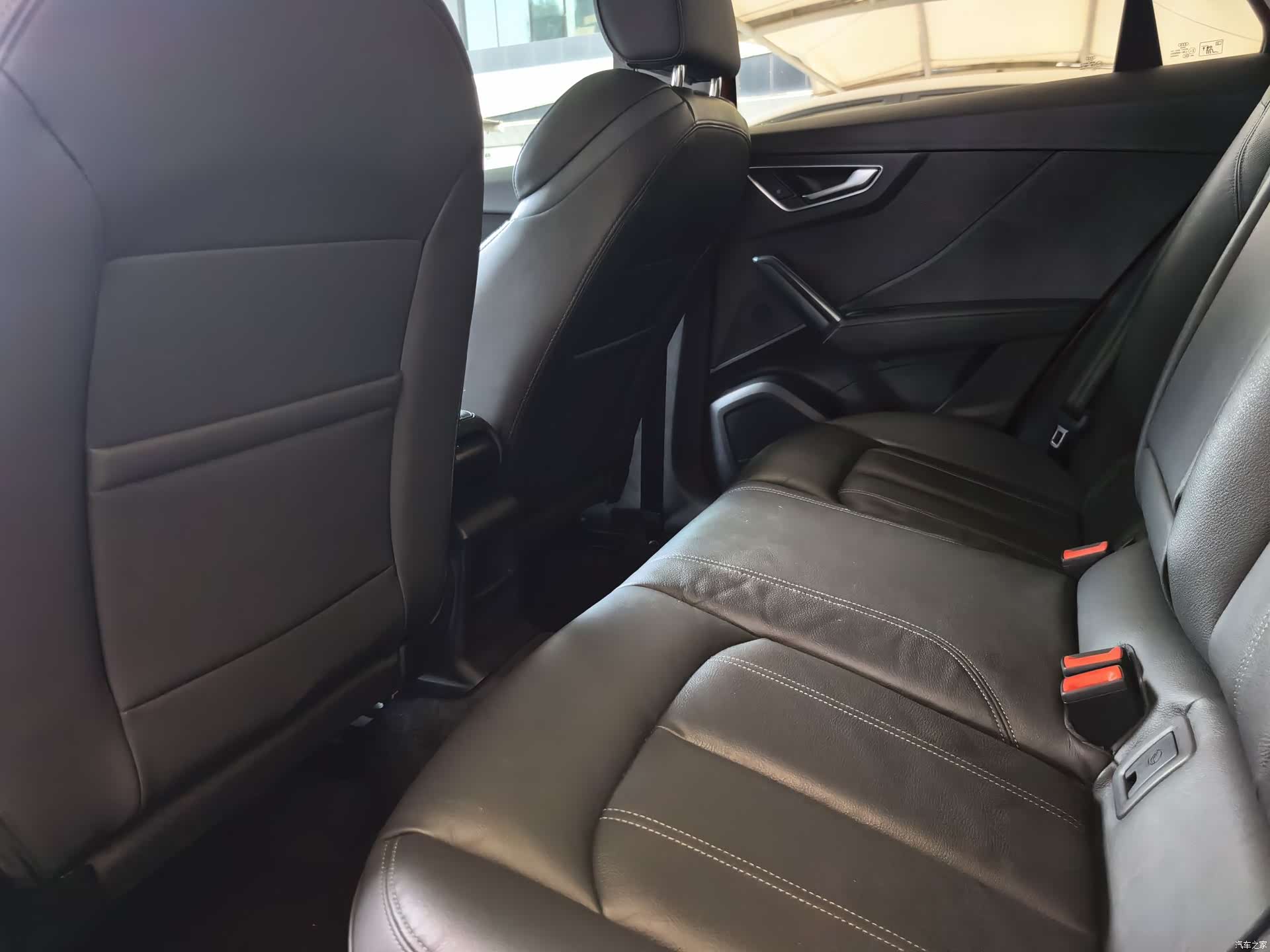 Audi Q2L, 2022 13