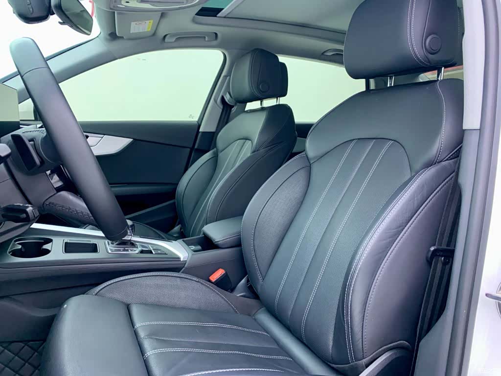 Audi A4L, 2023 10