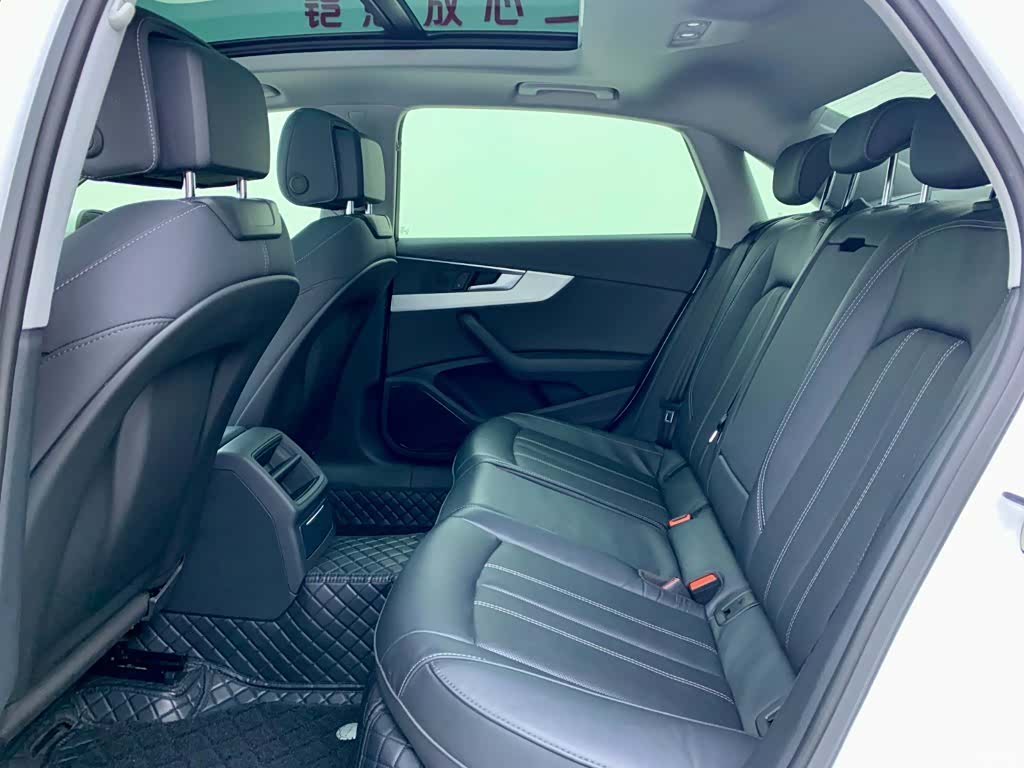 Audi A4L, 2023 11