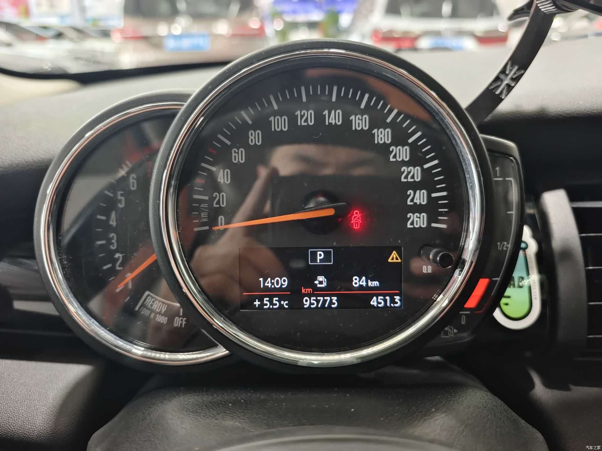 Mini ONE, 2019 11