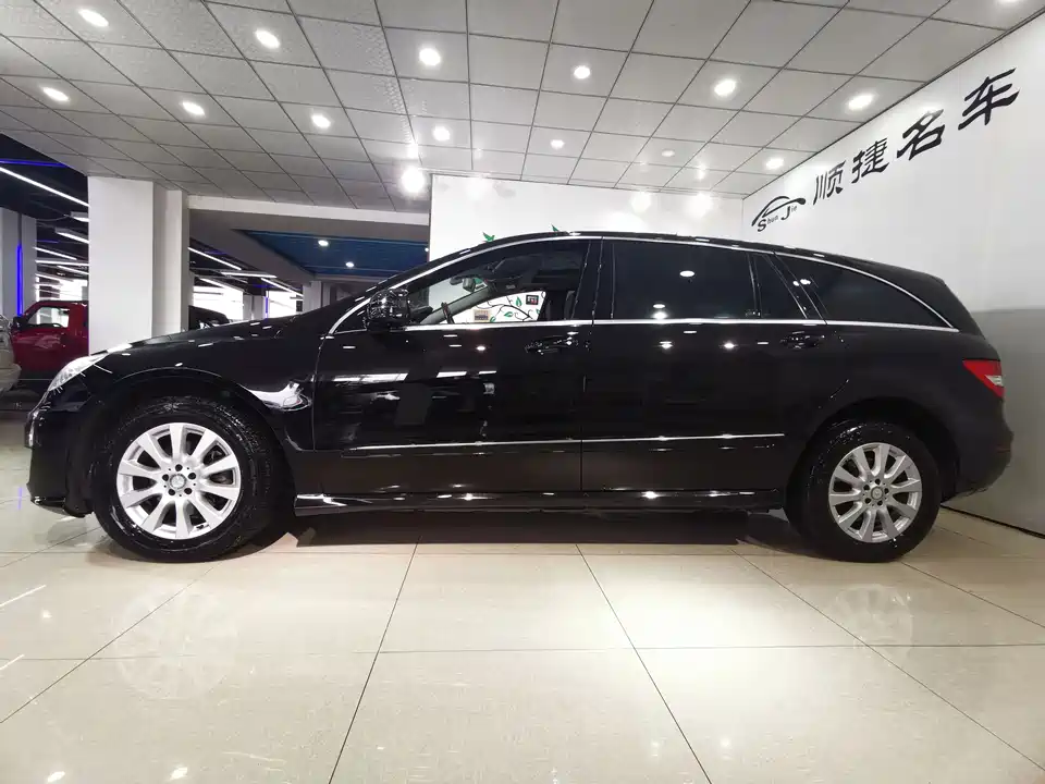 Mercedes-Benz R-class