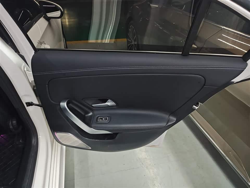 Mercedes-Benz Class A Mercedes-Benz Class A