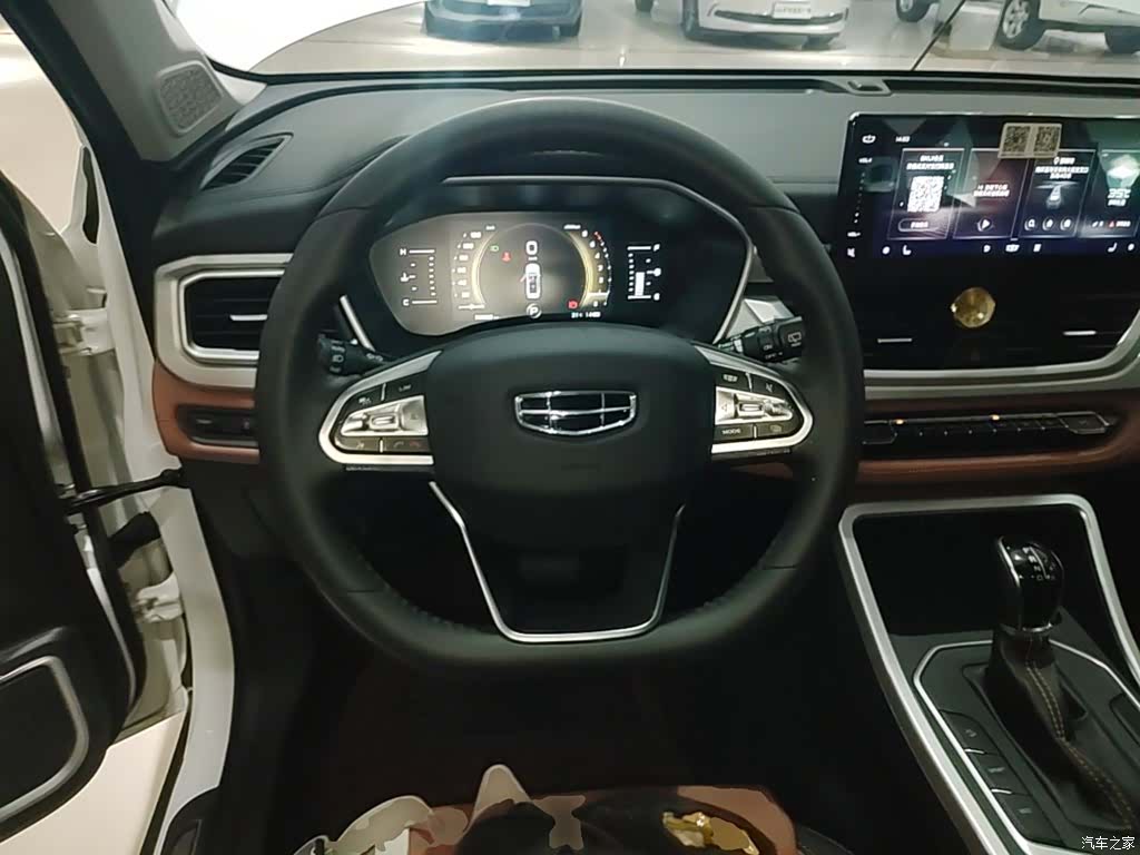Geely X6, 2021 11