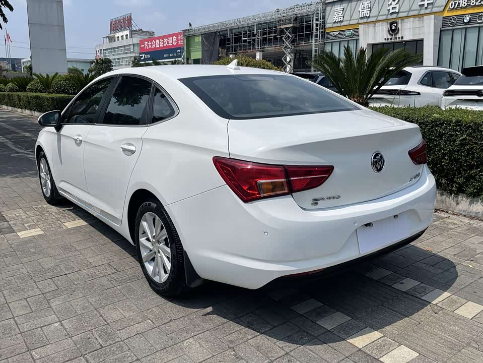 Dongfeng Enshi Car