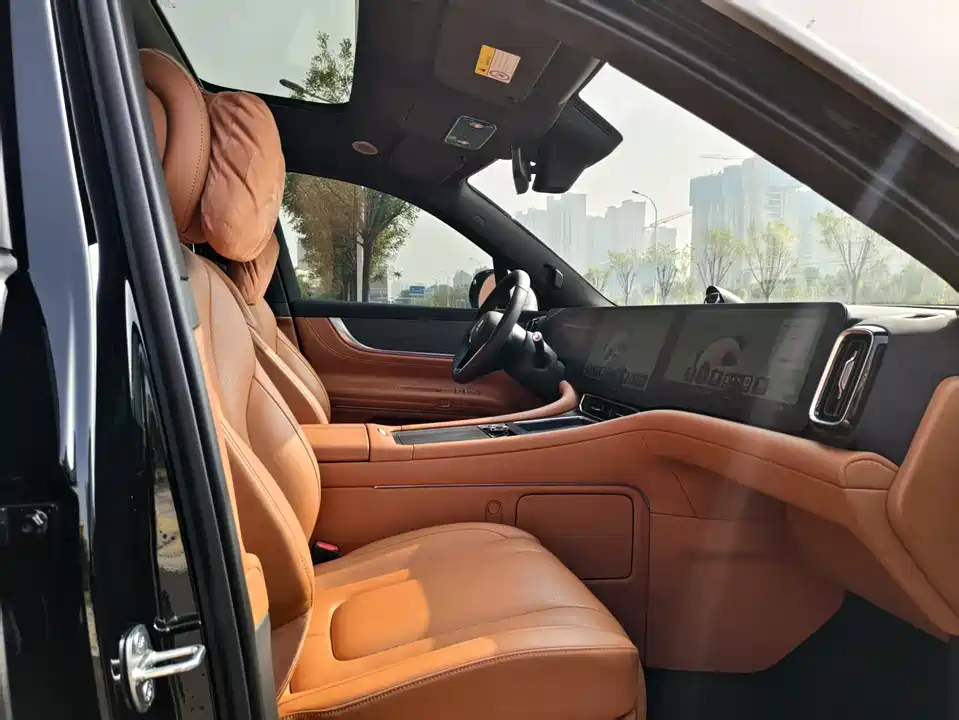 AITO Ask the world M9