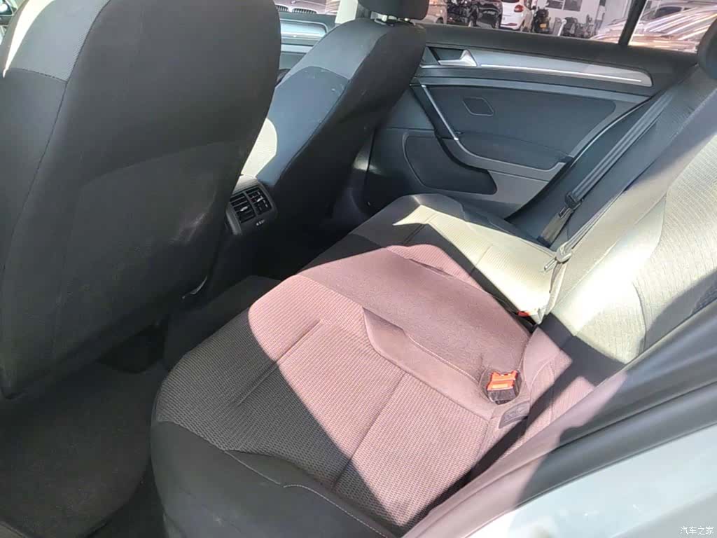 Volkswagen Golf, 2017 17