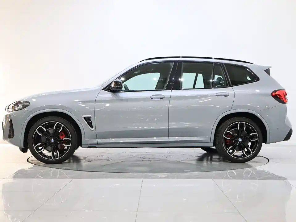 BMW X3 M40i