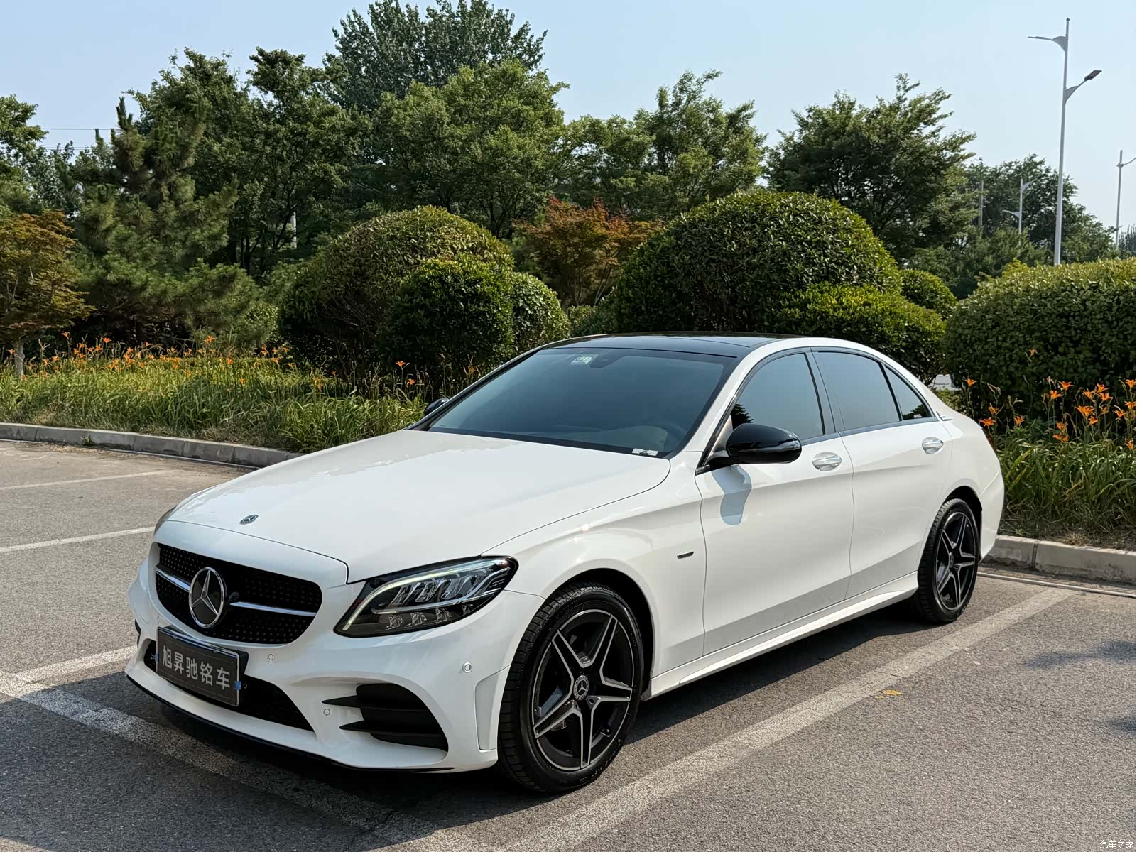 Mercedes-Benz C-Class, 2021 1