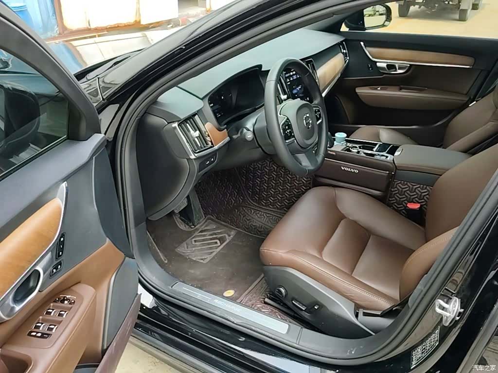 Volvo S90, 2023 12