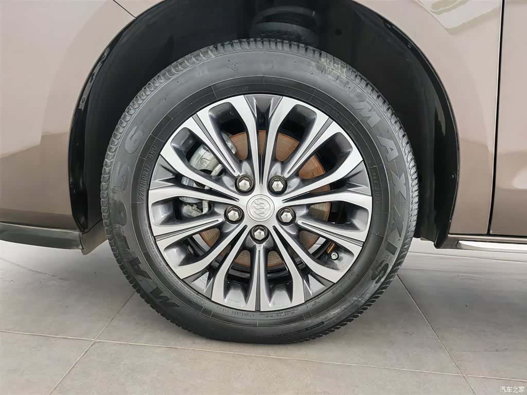 Buick GL8, 2024 17