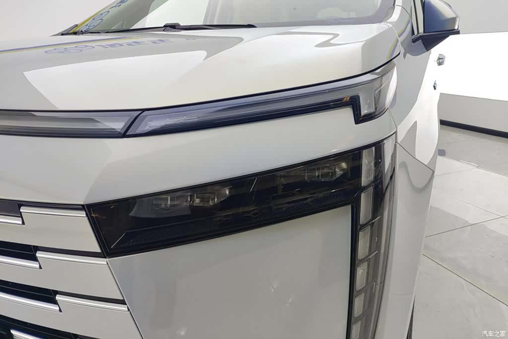 Trumpchi E8, 2024 все фото