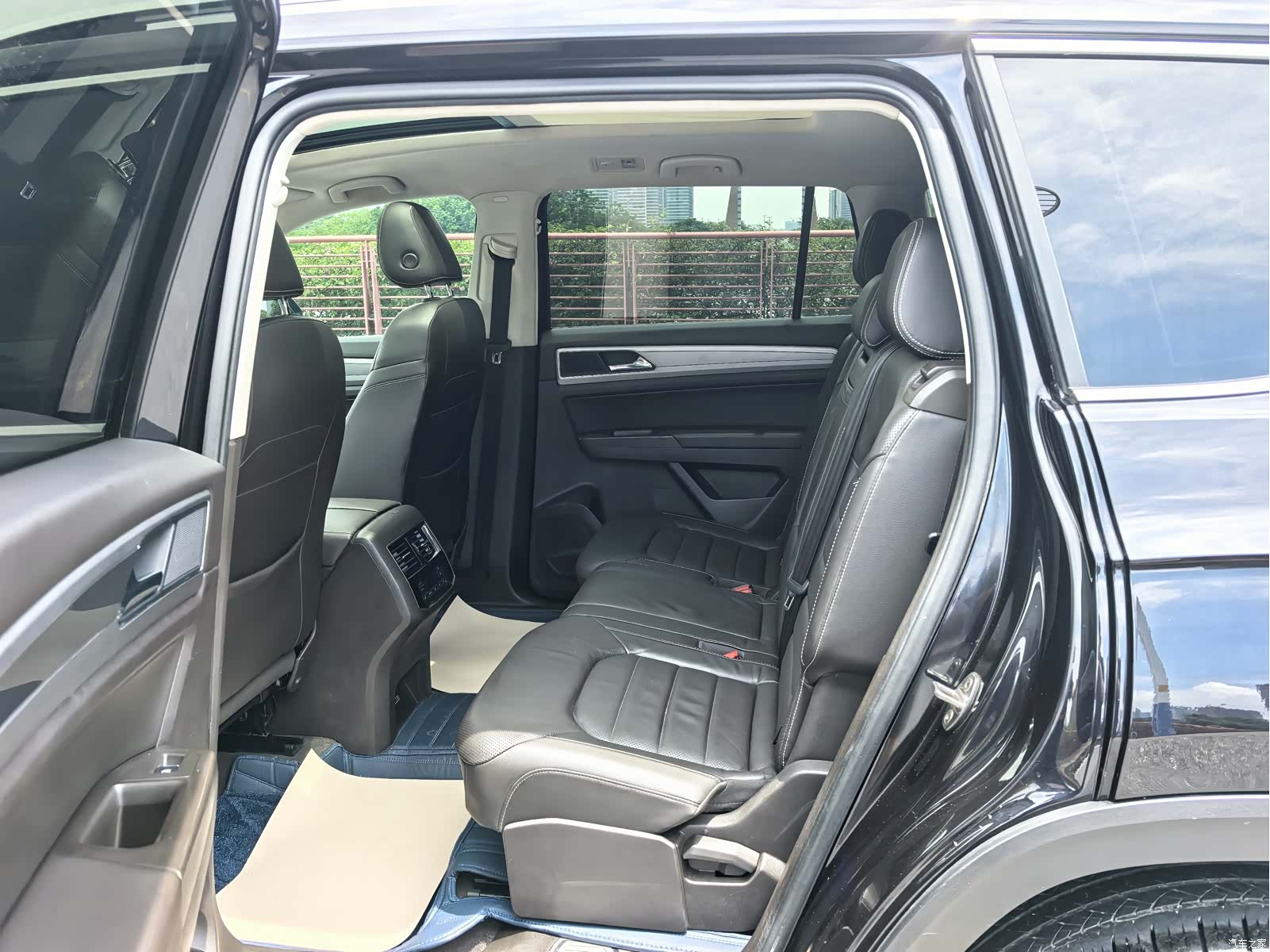 Volkswagen Teramont, 2019 14