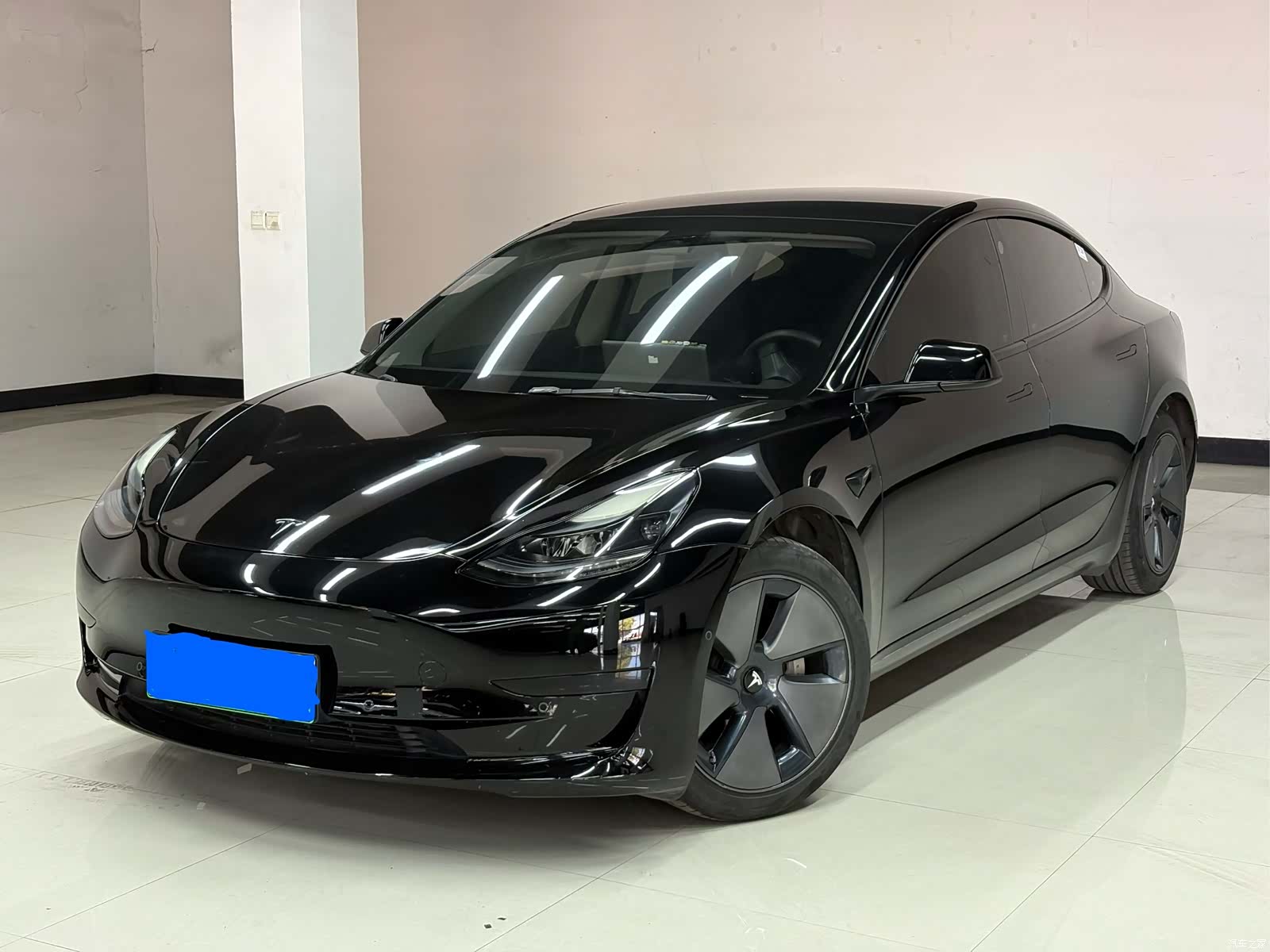 Tesla Model 3, 2023 1