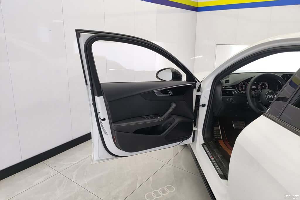 Audi A4L, 2024 6