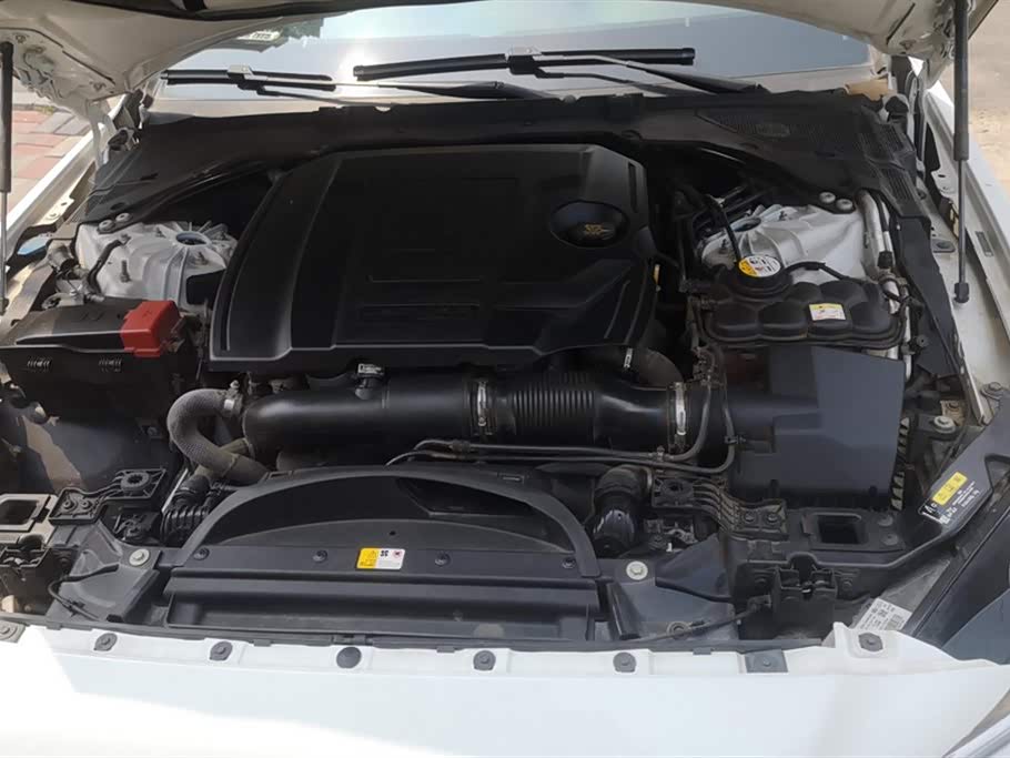 Jaguar XEL