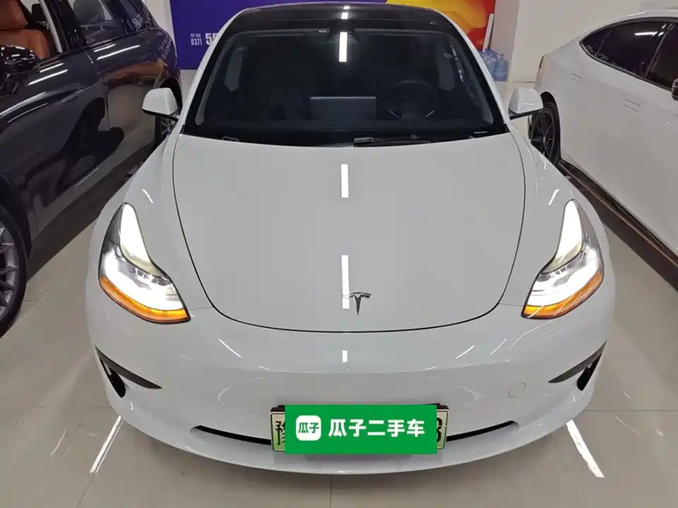 Tesla Model 3 Tesla Model 3
