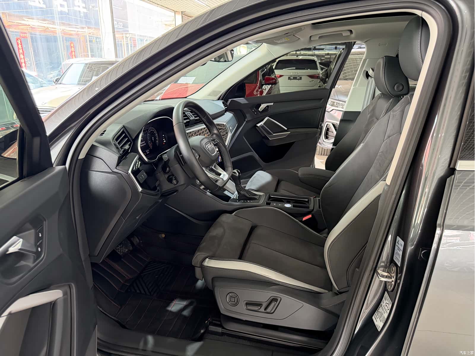 Audi Q3, 2023 8