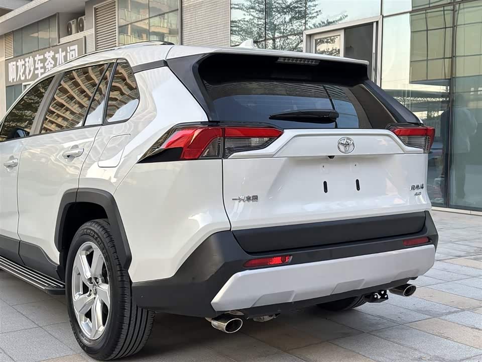 Toyota RAV4 Rongfang