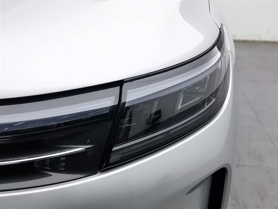 AITO Ask the world M7