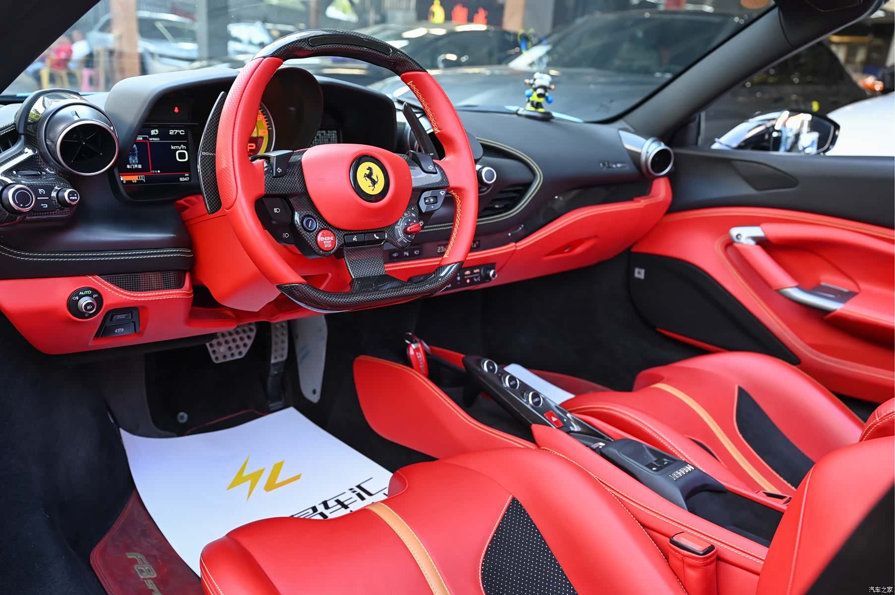 Ferrari F8, 2022 4