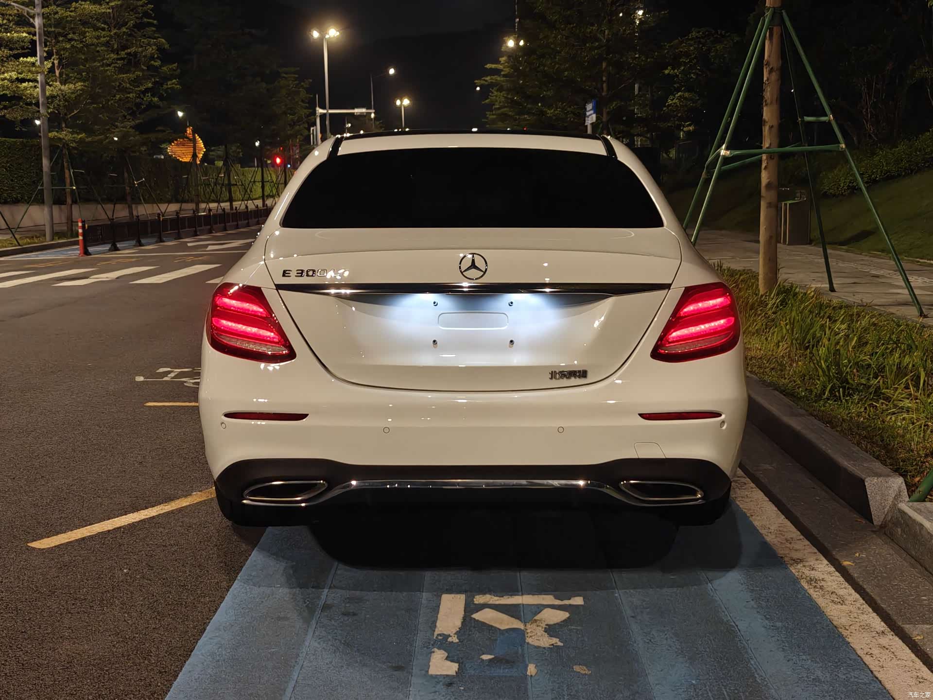 Mercedes-Benz E-Class, 2018 20