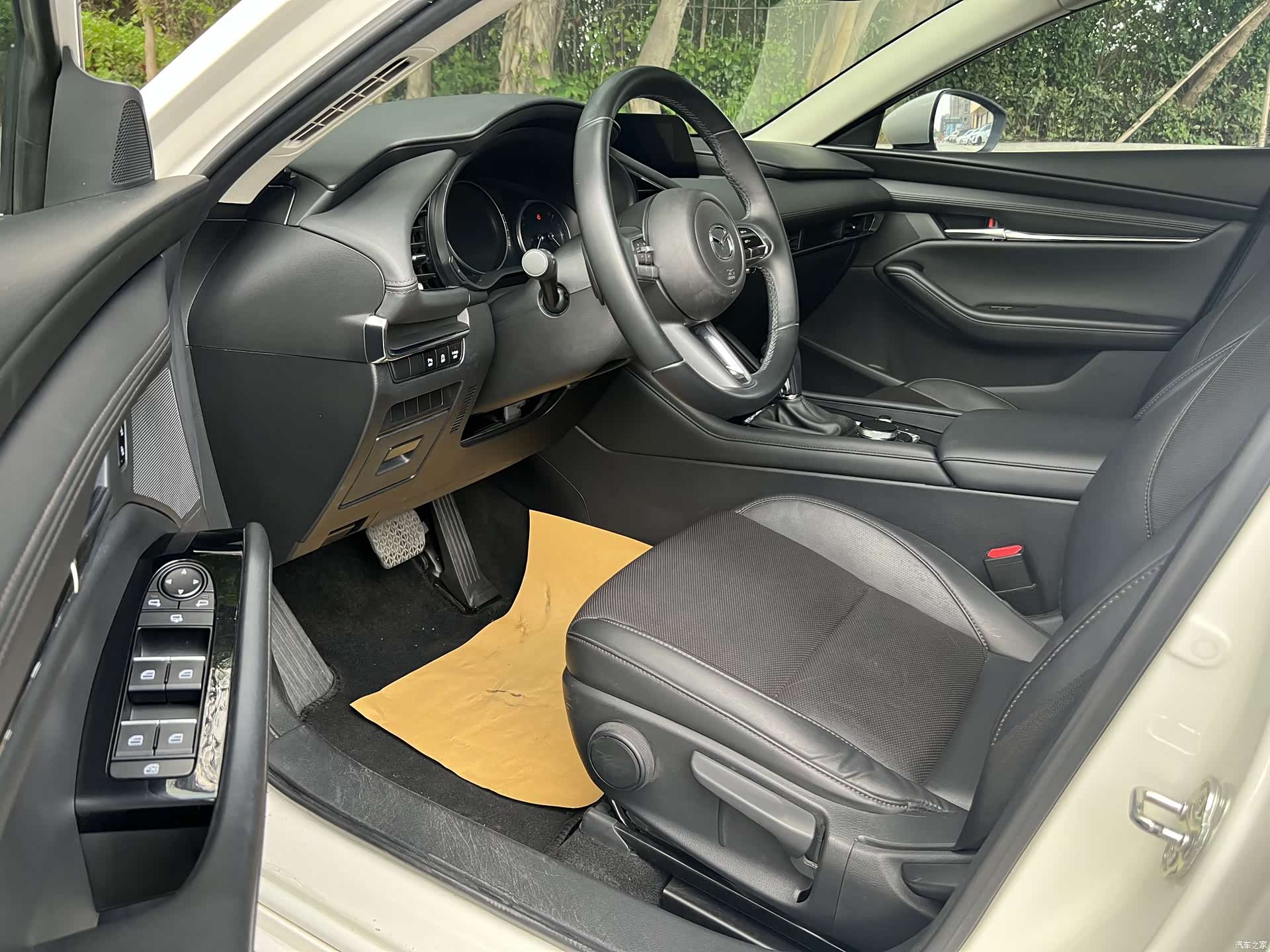 Mazda Mazda3, 2022 7