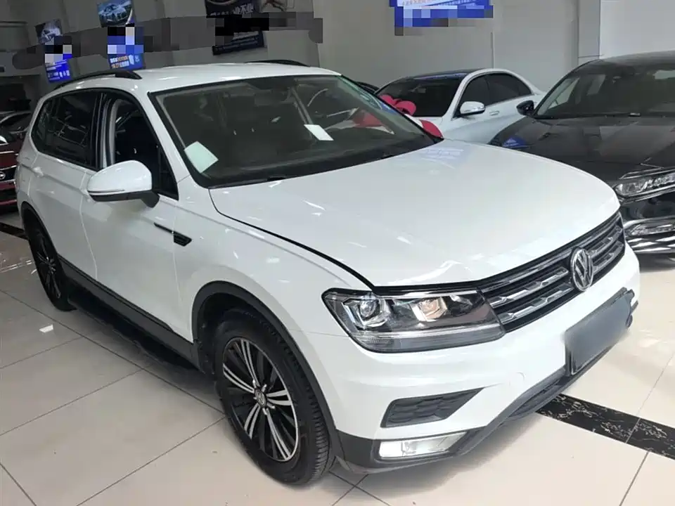 Volkswagen Tiguan L