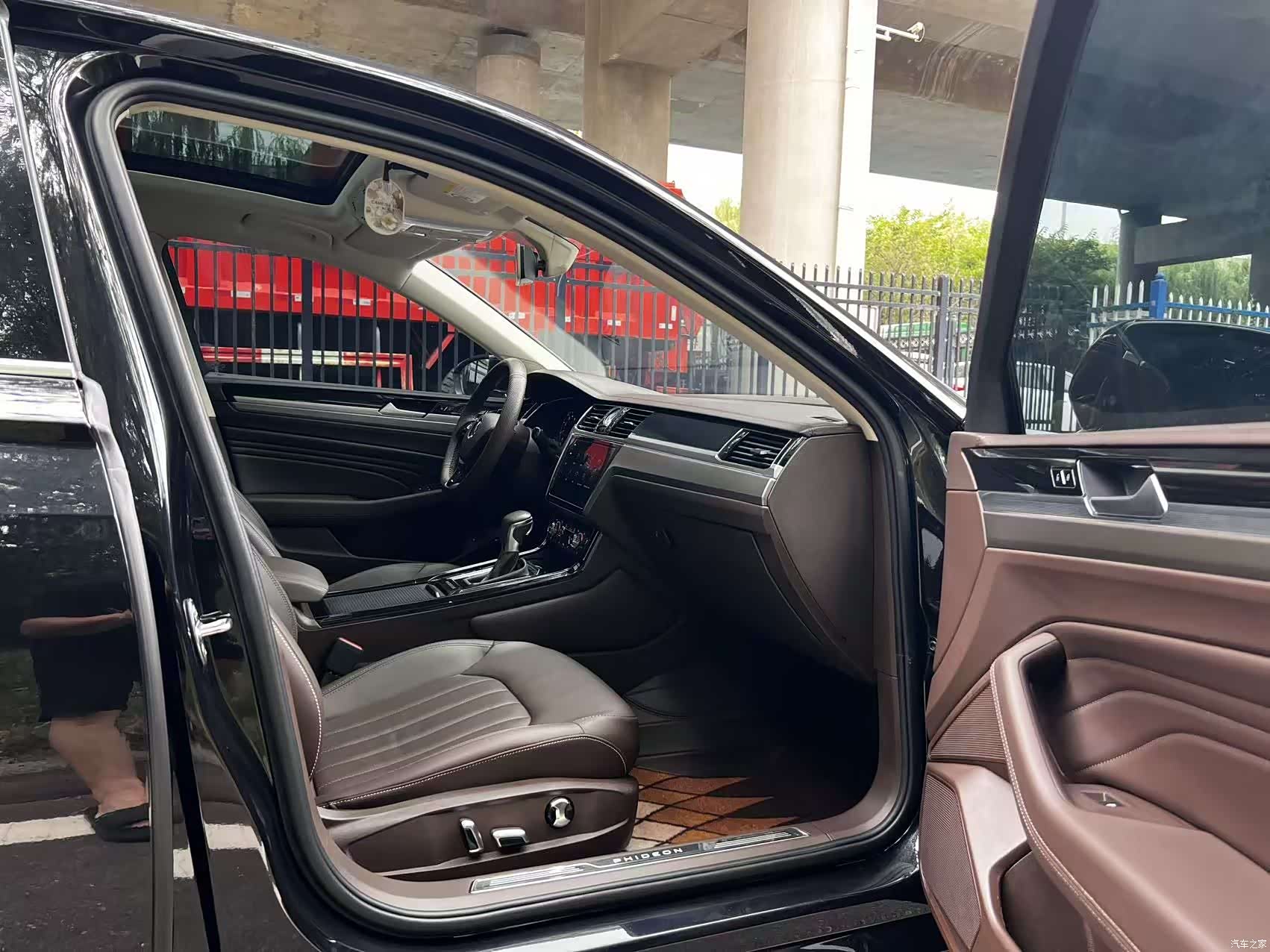 Volkswagen Phideon, 2022 11