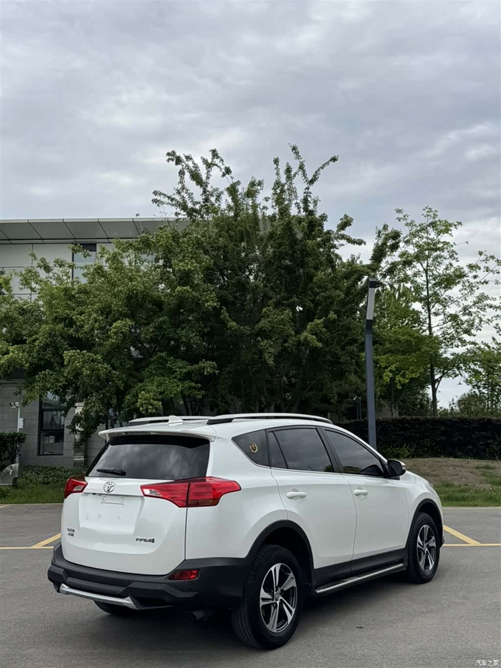 Toyota RAV4, 2015 8