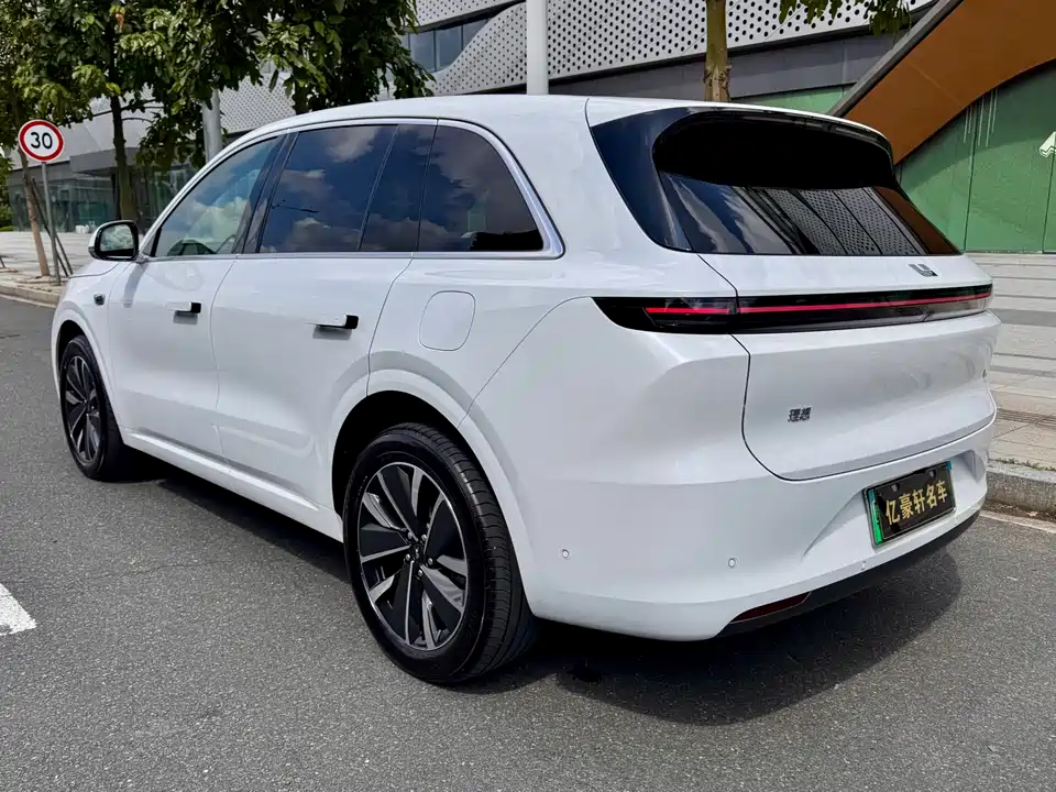 Li Auto Ideal L6