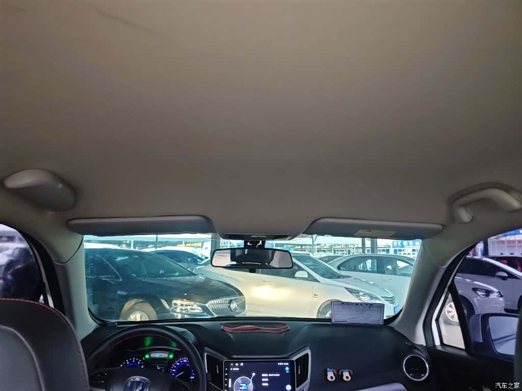 Changan CS15, 2016 18